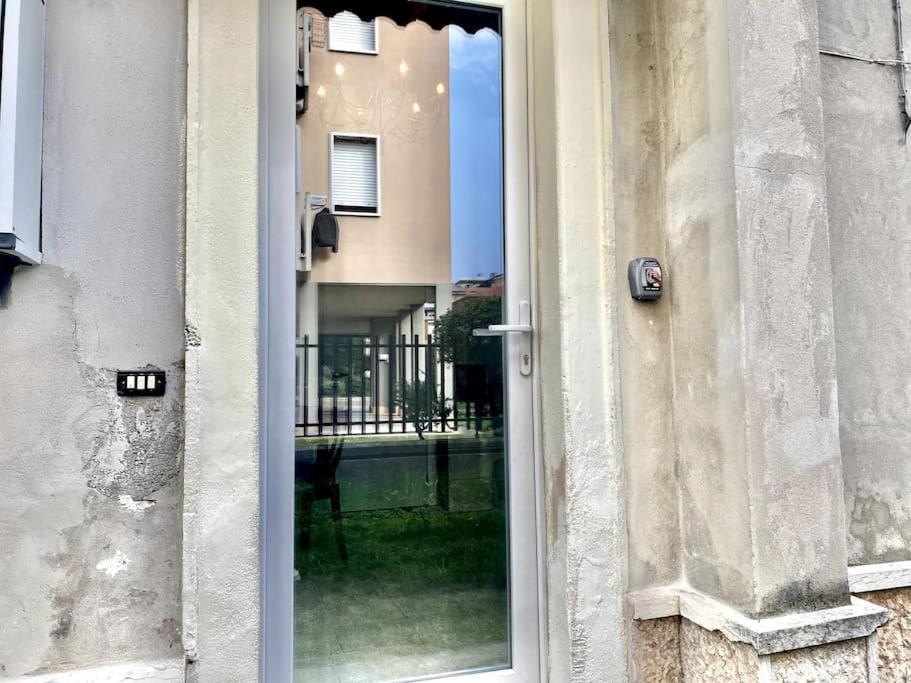 Zona Fiera A 10 Minuti Dal Centro Con Parcheggio